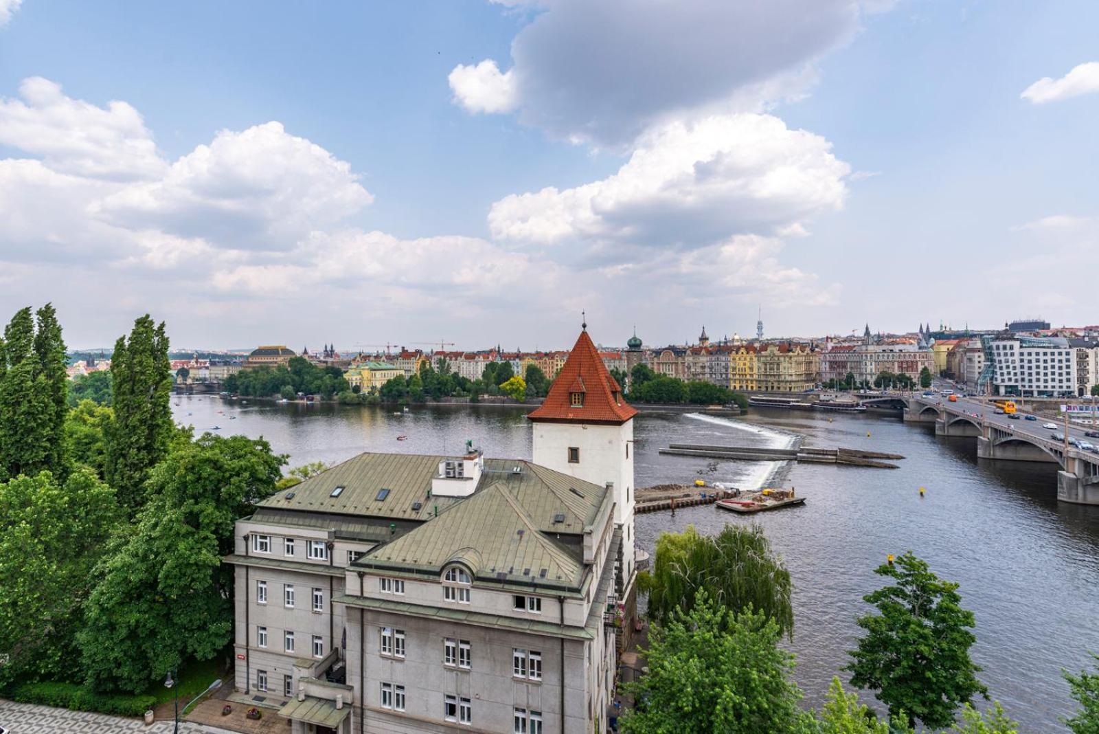 Janackovo - Riverside Residence ปราก ภายนอก รูปภาพ